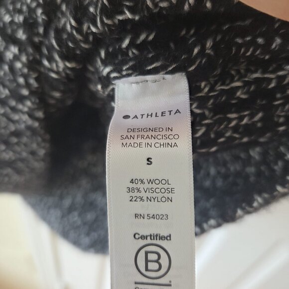 Athleta Sweater S Sierra Crew Black Wool NWOT - Picture 4 of 5
